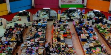 Gastronomia Brasileira e Turismo: Roteiros e Experiências Imperdíveis - Cover Image